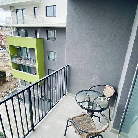 Happyhome Central Deluxe Apartments Oradea Exterior foto